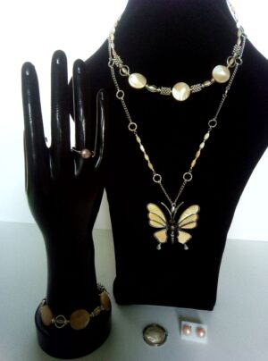 перламутр 28